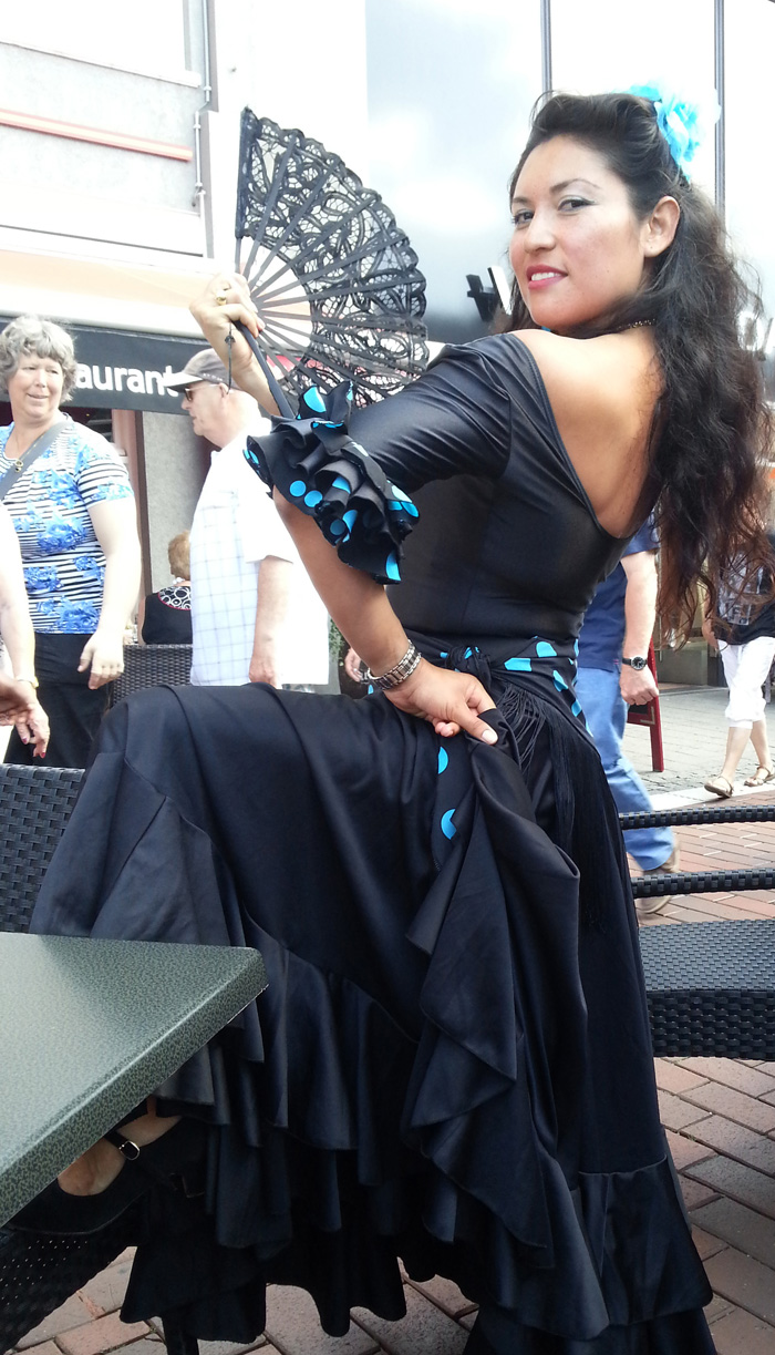 spanje thema feest danseres rondlopend